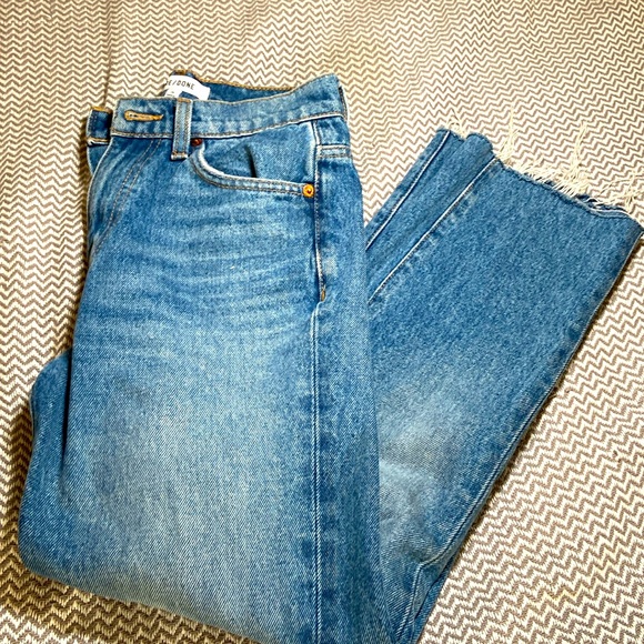 Woman’s Re/Done Denim jeans!